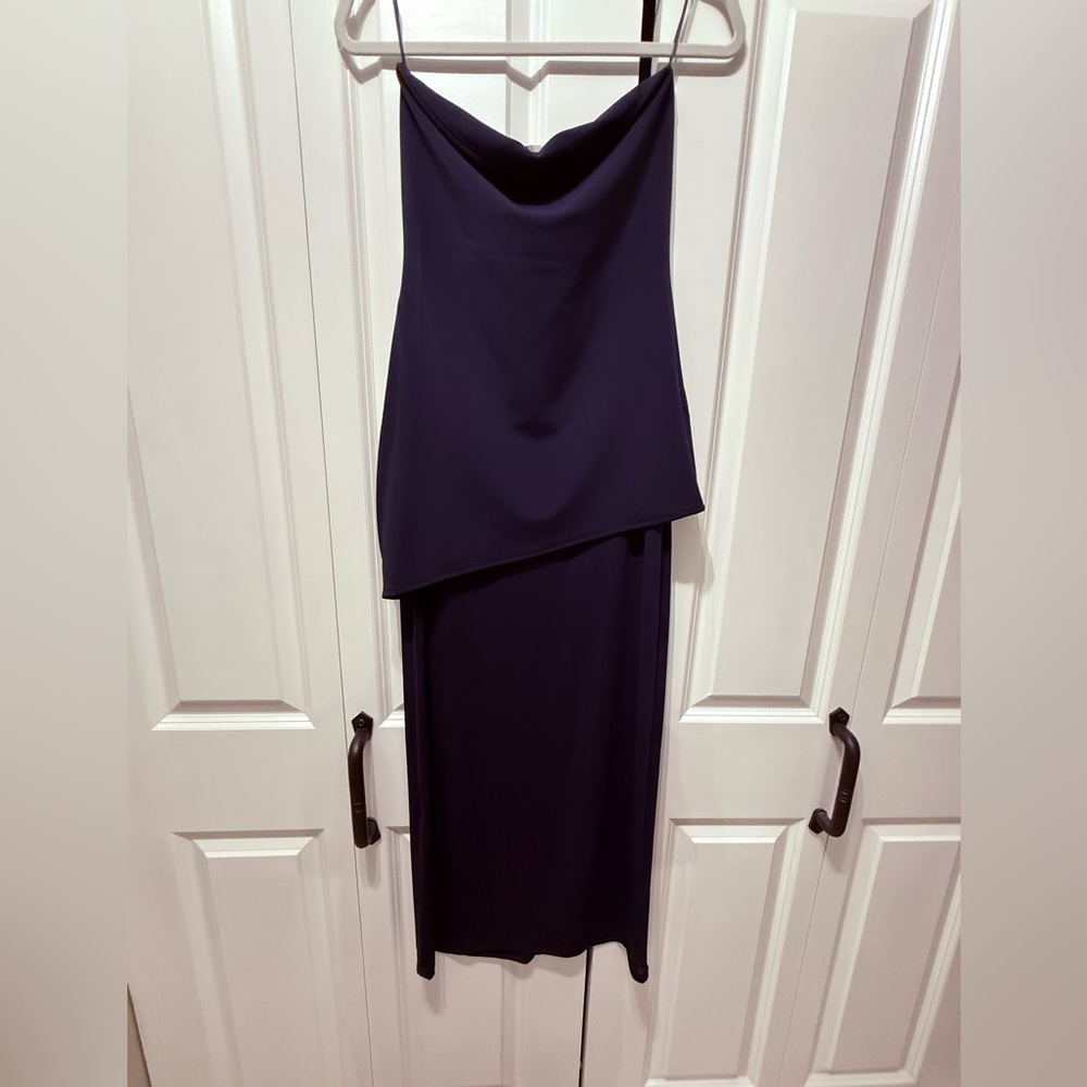 Zara maxi dress NWT 
Navy blue medium
